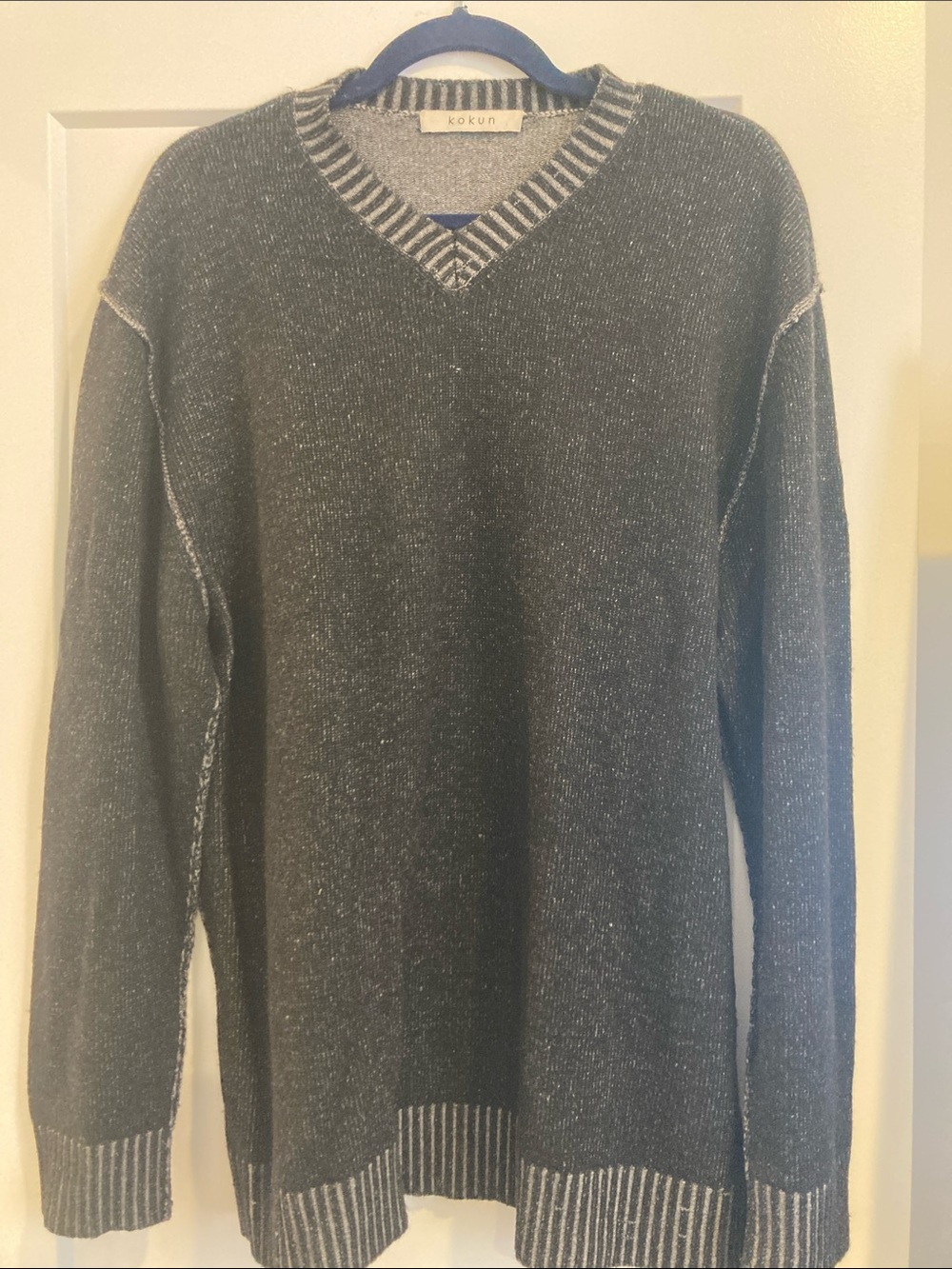 Kokun Women's Charcoal V-Neck Sweater